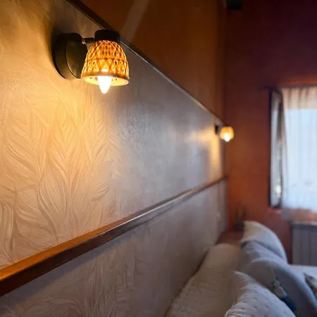 At Casa El Guijo De Coria